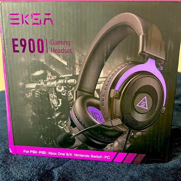 Gaming Headset in the Box - Picture 1 of 3